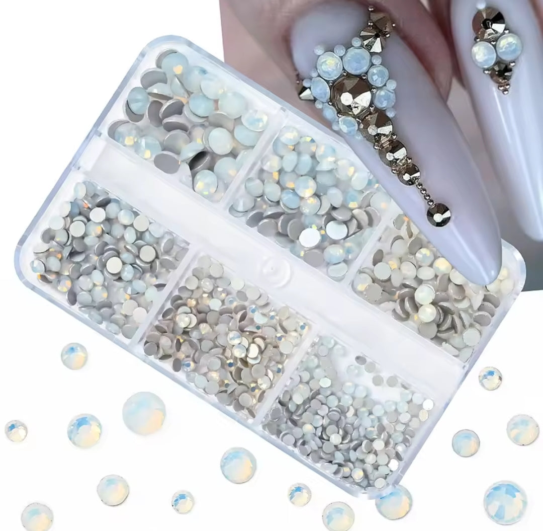 Pré-Commande Strass Ongles : Boîte 6 tailles Vert d'eau 1