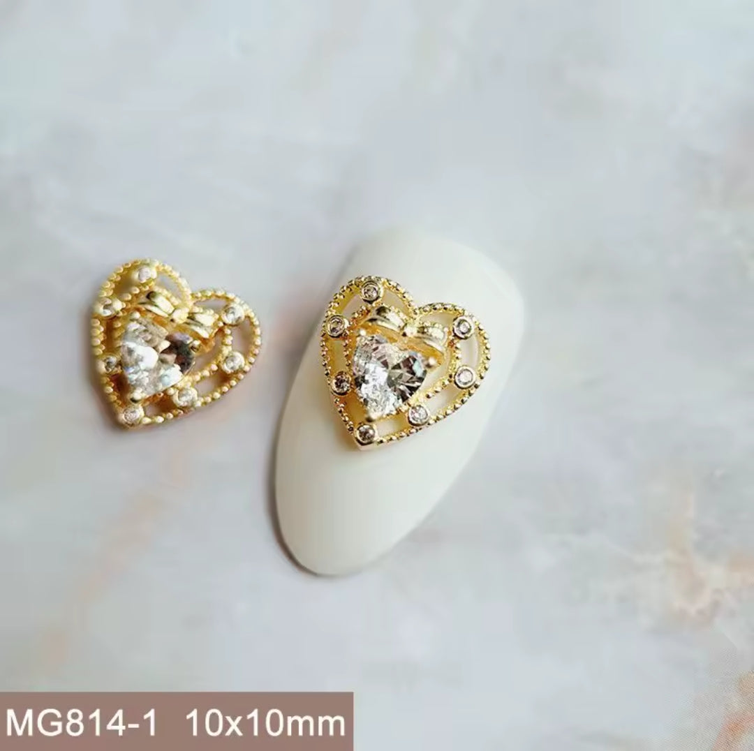 Pré-Commande Charms Ongles : Ornement 4 Zirconium