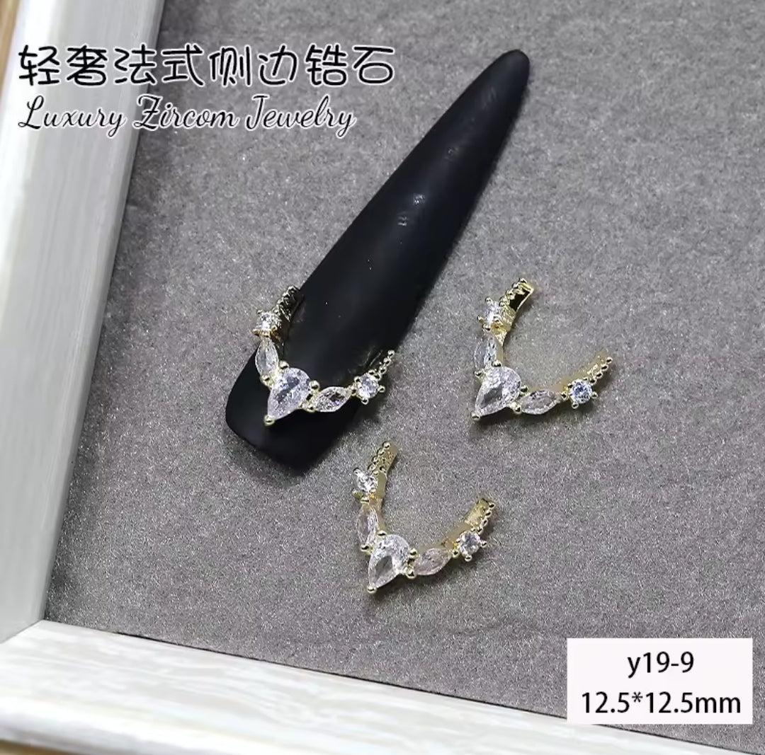 Pré-Commande Charms Ongles : Couronne 8 Zirconium