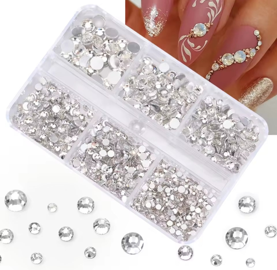 Pré-Commande Strass Ongles : Boîte 6 tailles Cristal 1