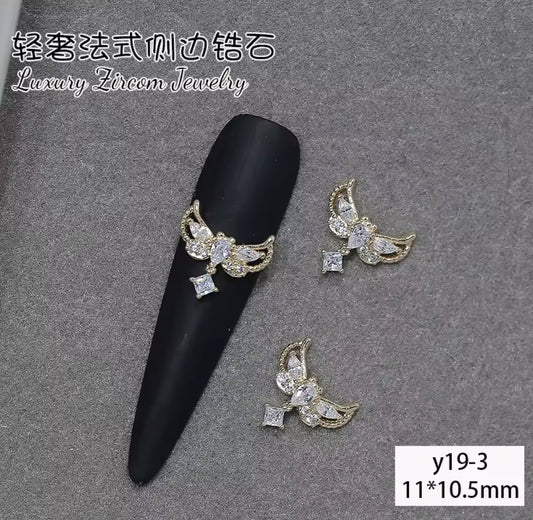 Pré-Commande Charms Ongles : Couronne 3 Zirconium
