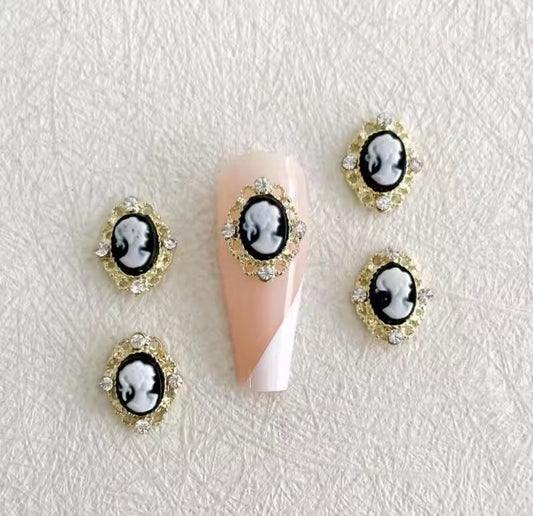 Pré-Commande Charms Ongles : Cadre Baroque 2