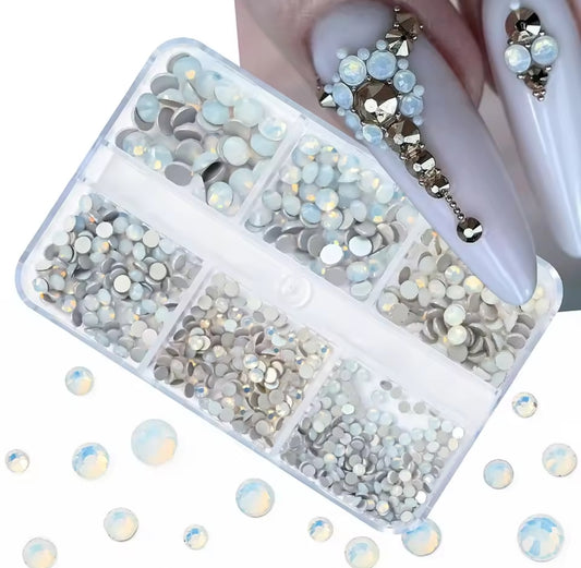 Pré-Commande Strass Ongles : Boîte 6 tailles Vert d'eau 1