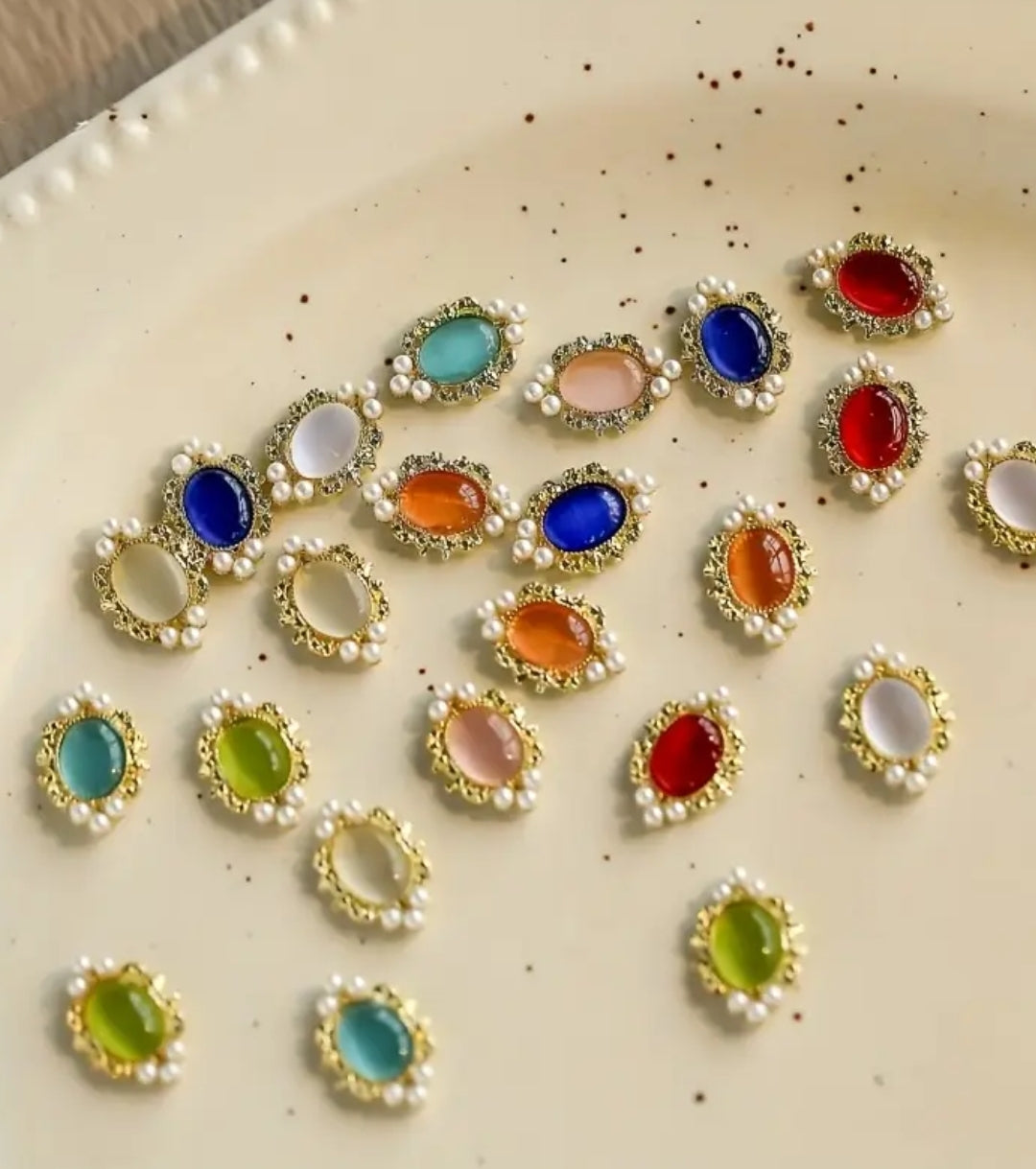 Pré-Commande Charms Ongles : Ornement 15 Lot 16 pièces